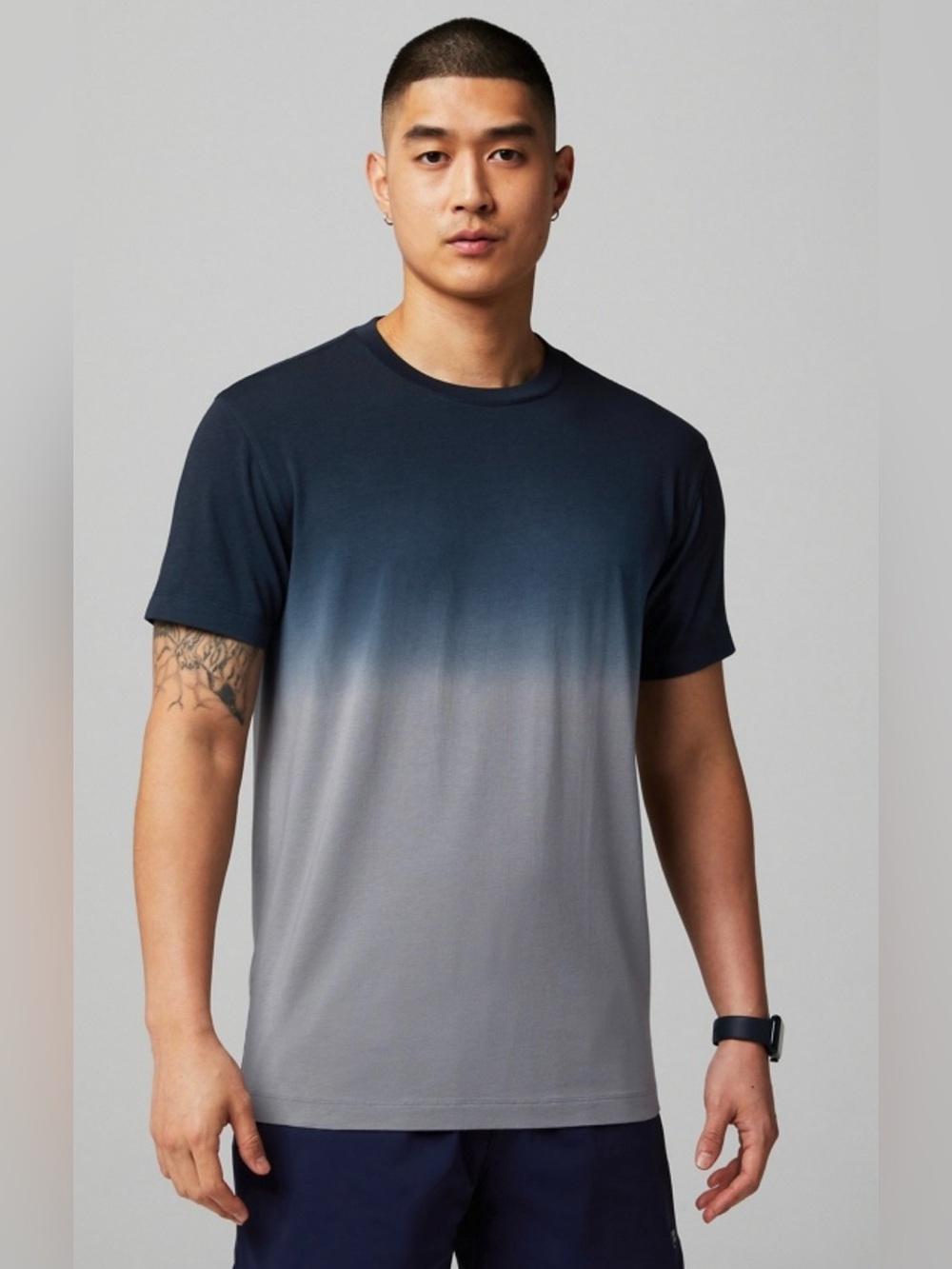 Fabletics 27-7 Tee in Black Dip Dye Gradient